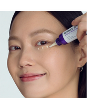 Cargar imagen en el visor de la galería, Retinol Intense Advanced Triple Action Eye Cream - SOME BY MI -