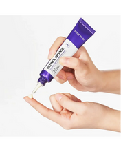 Cargar imagen en el visor de la galería, Retinol Intense Advanced Triple Action Eye Cream - SOME BY MI -

