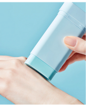 Cargar imagen en el visor de la galería, Cotton Soft Sun Stick SPF 50 (SPF en barra)
